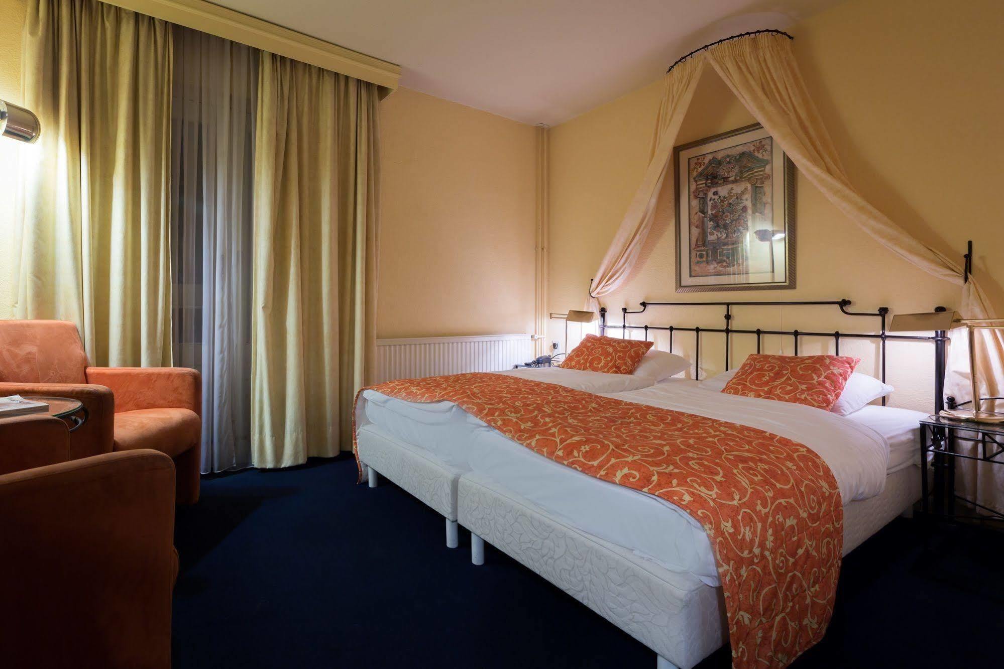 Dormio Wijnhotel Valkenburg Valkenburg aan de Geul Esterno foto
